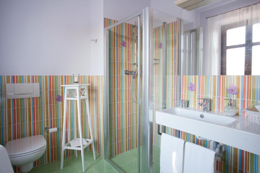Bed and Breakfast Il Germano Reale Альба Экстерьер фото