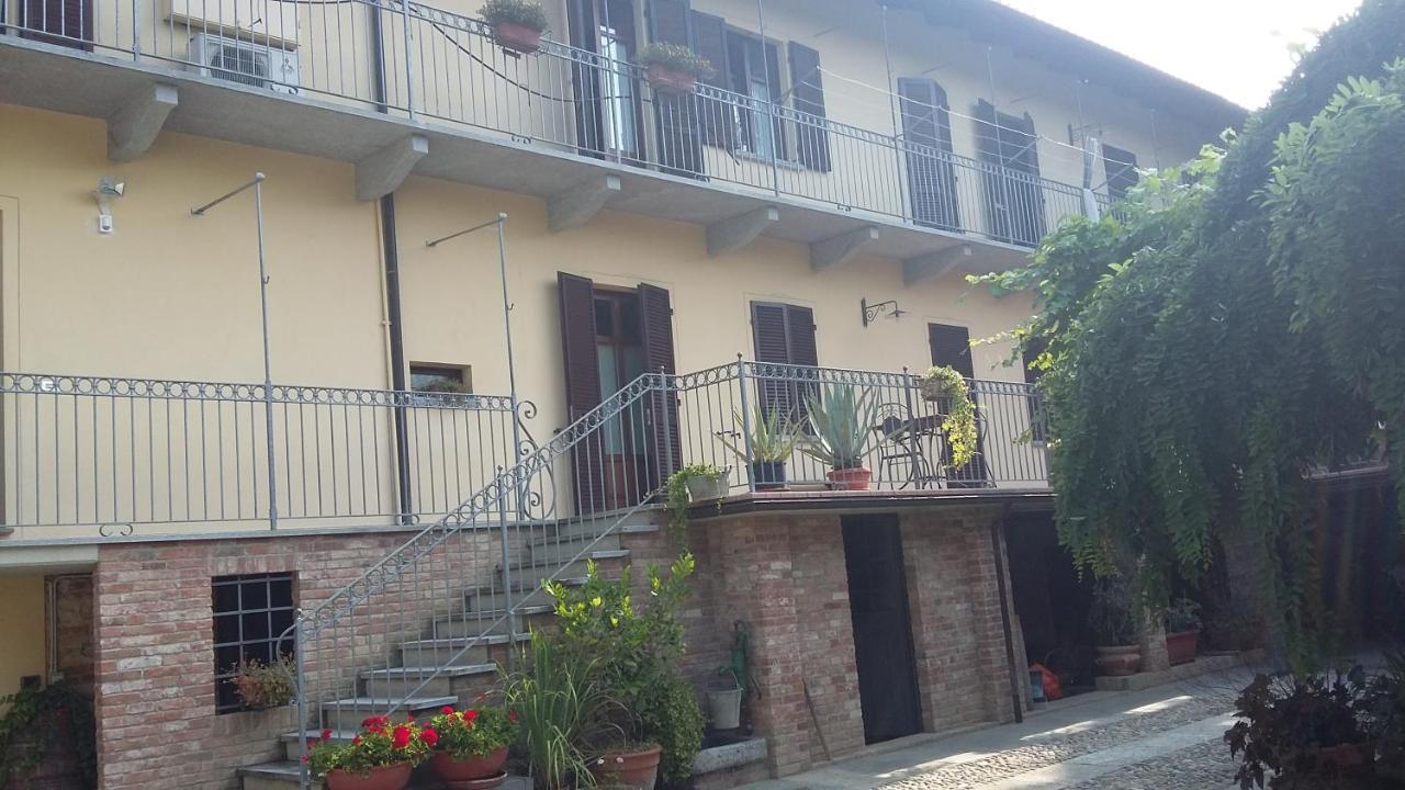 Bed and Breakfast Il Germano Reale Альба Экстерьер фото